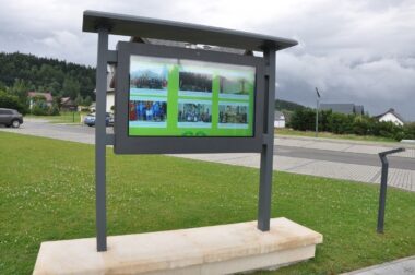 Tablica multimedialna