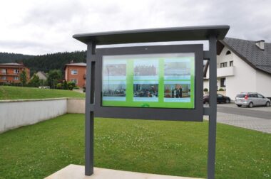 Tablica multimedialna