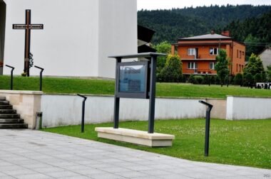 Tablica multimedialna